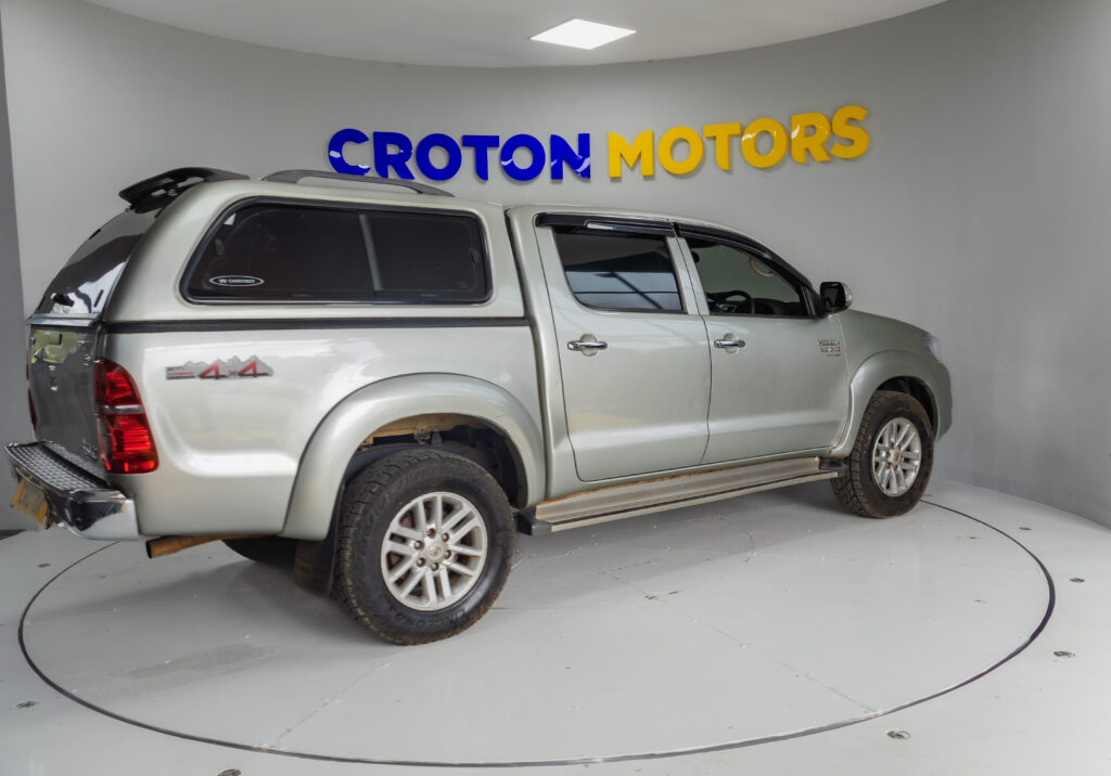 Duty Free 2013 Toyota Hilux