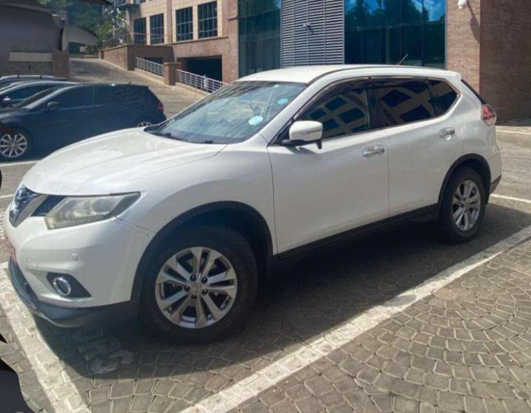 Duty Free 2015 Nissan X-Trail