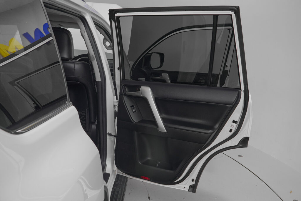 Duty Free 2020 Toyota Landcruiser Prado TXL