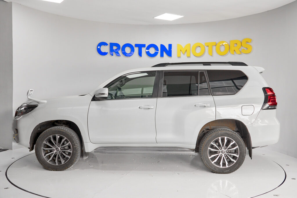Duty Free 2020 Toyota Landcruiser Prado TXL