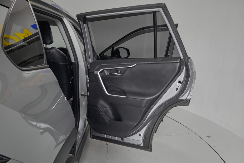 Duty Free 2019 Toyota Rav-4