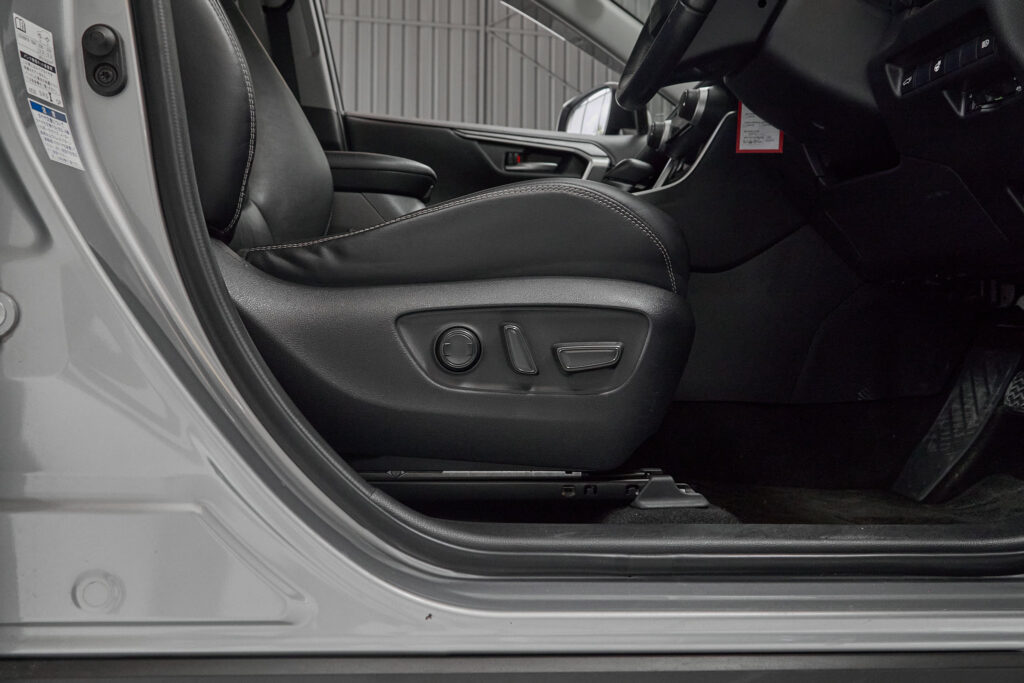 Duty Free 2019 Toyota Rav-4