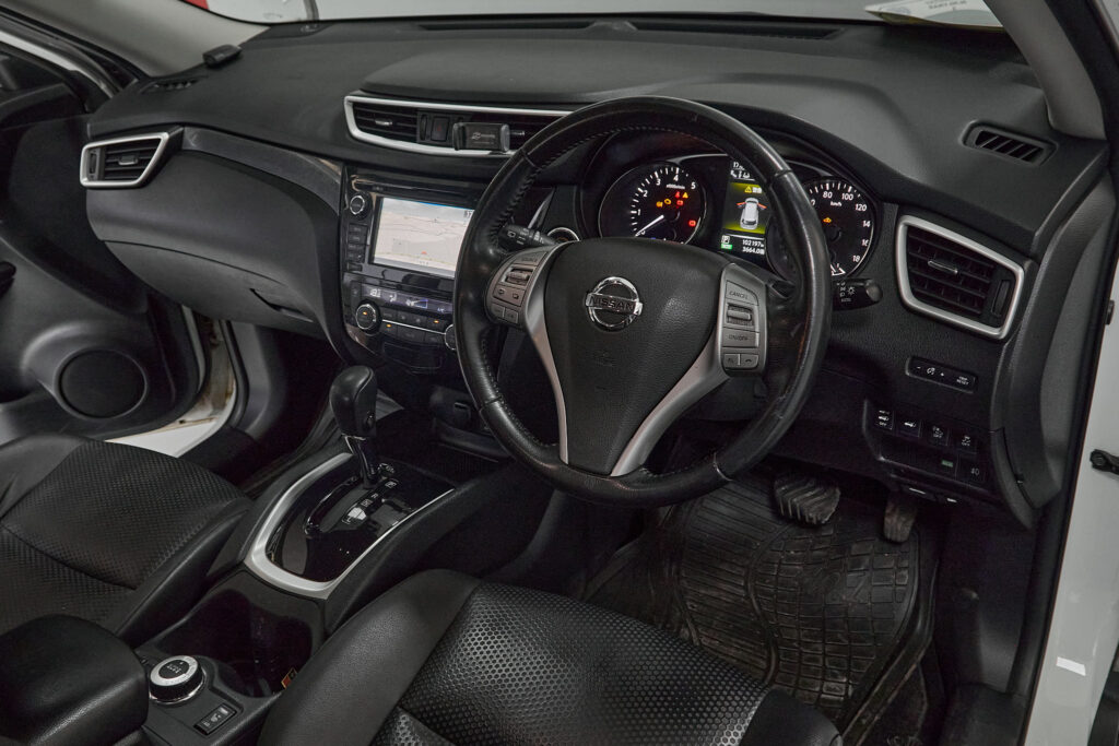 Duty Free 2017 Nissan X-Trail