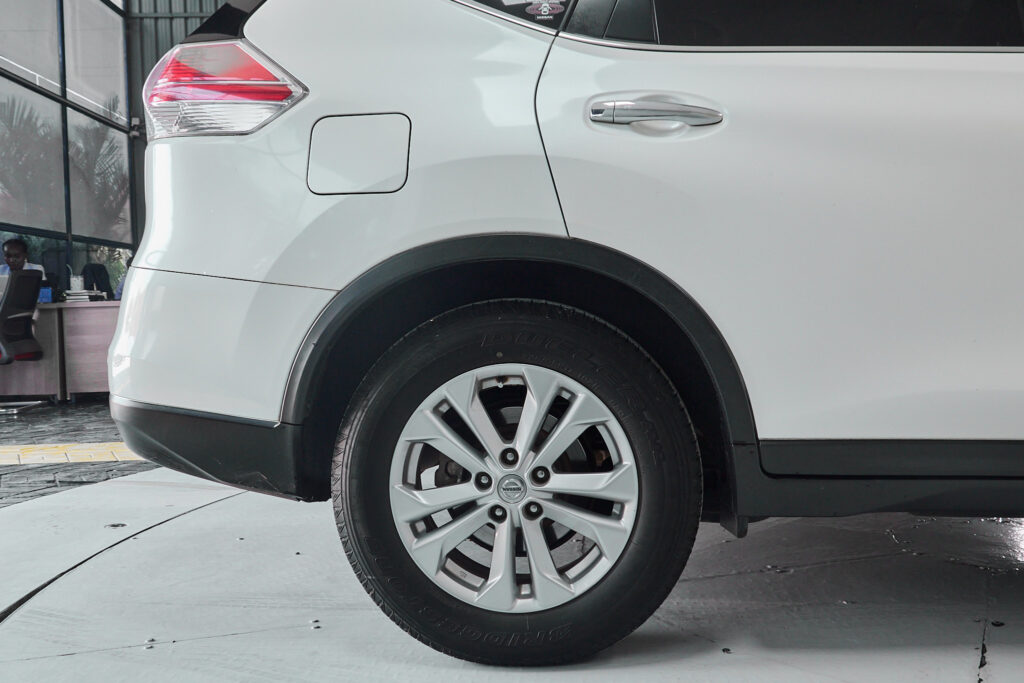 Duty Free 2017 Nissan X-Trail