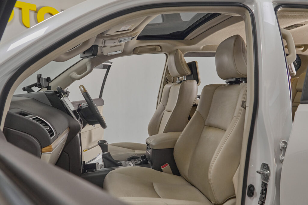 Duty Free 2022 Toyota Prado TX