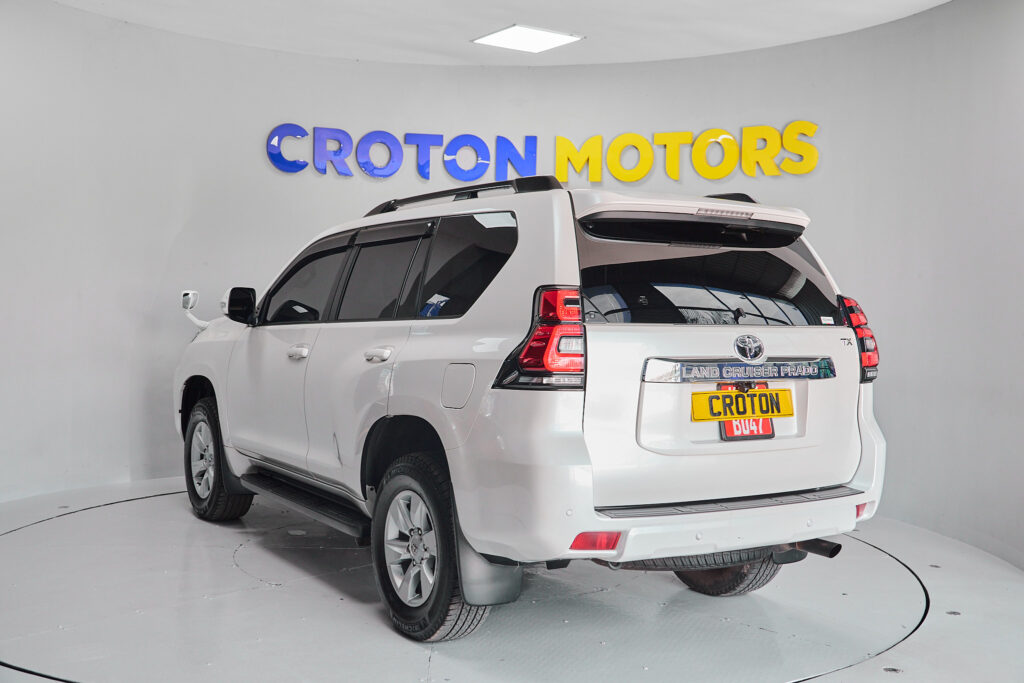 Duty Free 2022 Toyota Prado TX